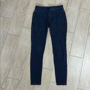 Dark Wash Blue Jeggings with Stretchy Fit and Polished Look Sz S